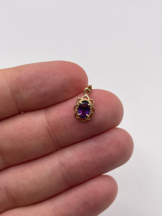 9ct gold amethyst pendant