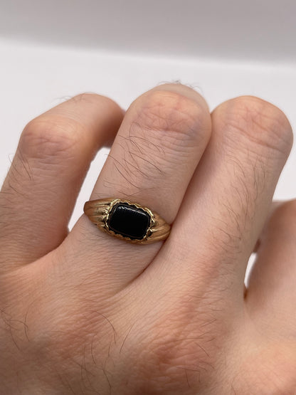 9ct gold onyx signet ring