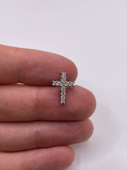 9ct white gold diamond cross pendant