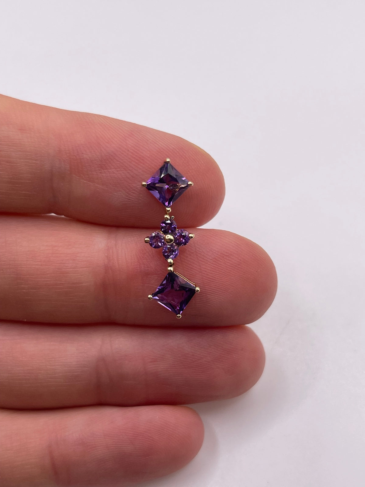 9ct gold amethyst pendant