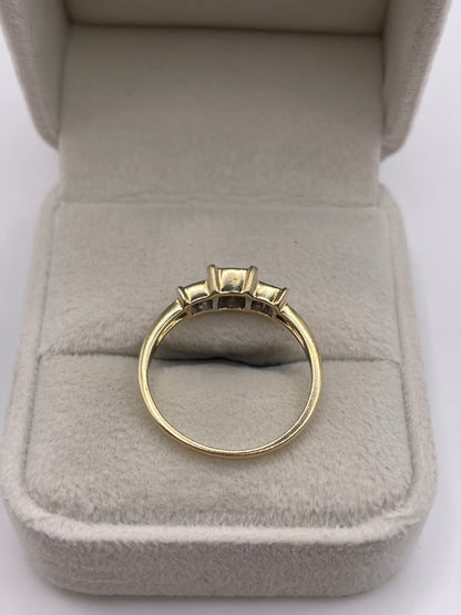9ct gold diamond cluster ring