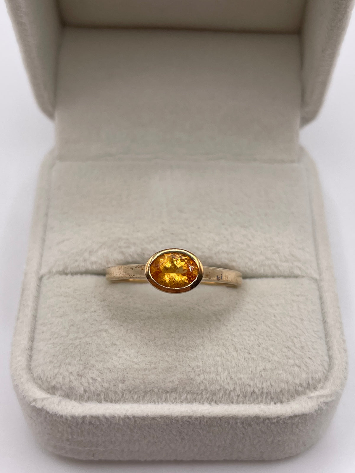 9ct gold orange sapphire ring