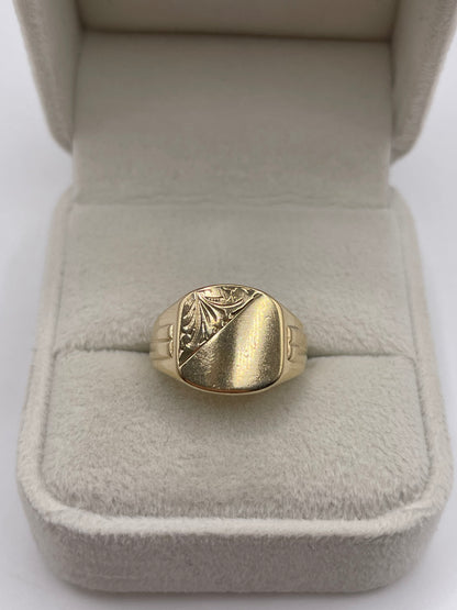 9ct gold signet ring