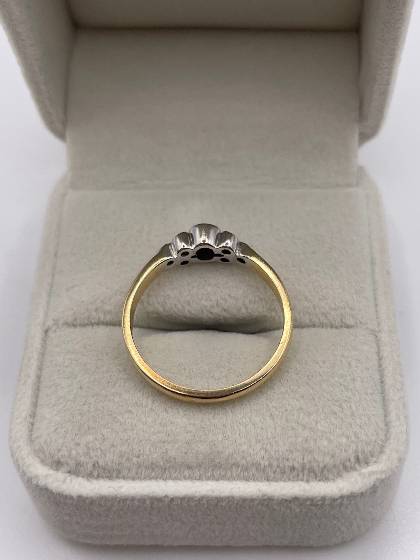 9ct gold ruby and diamond ring
