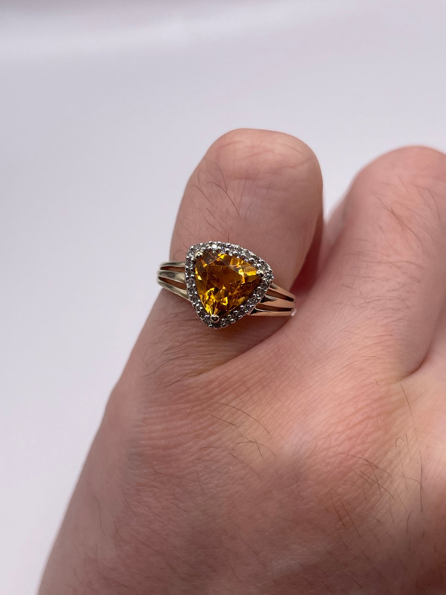 9ct gold citrine and diamond ring