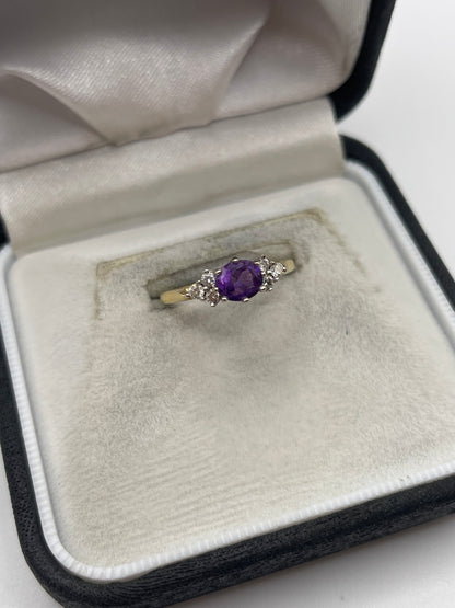 18ct gold amethyst and diamond ring