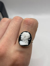 Load image into Gallery viewer, Antique 9ct gold agate cameo ring
