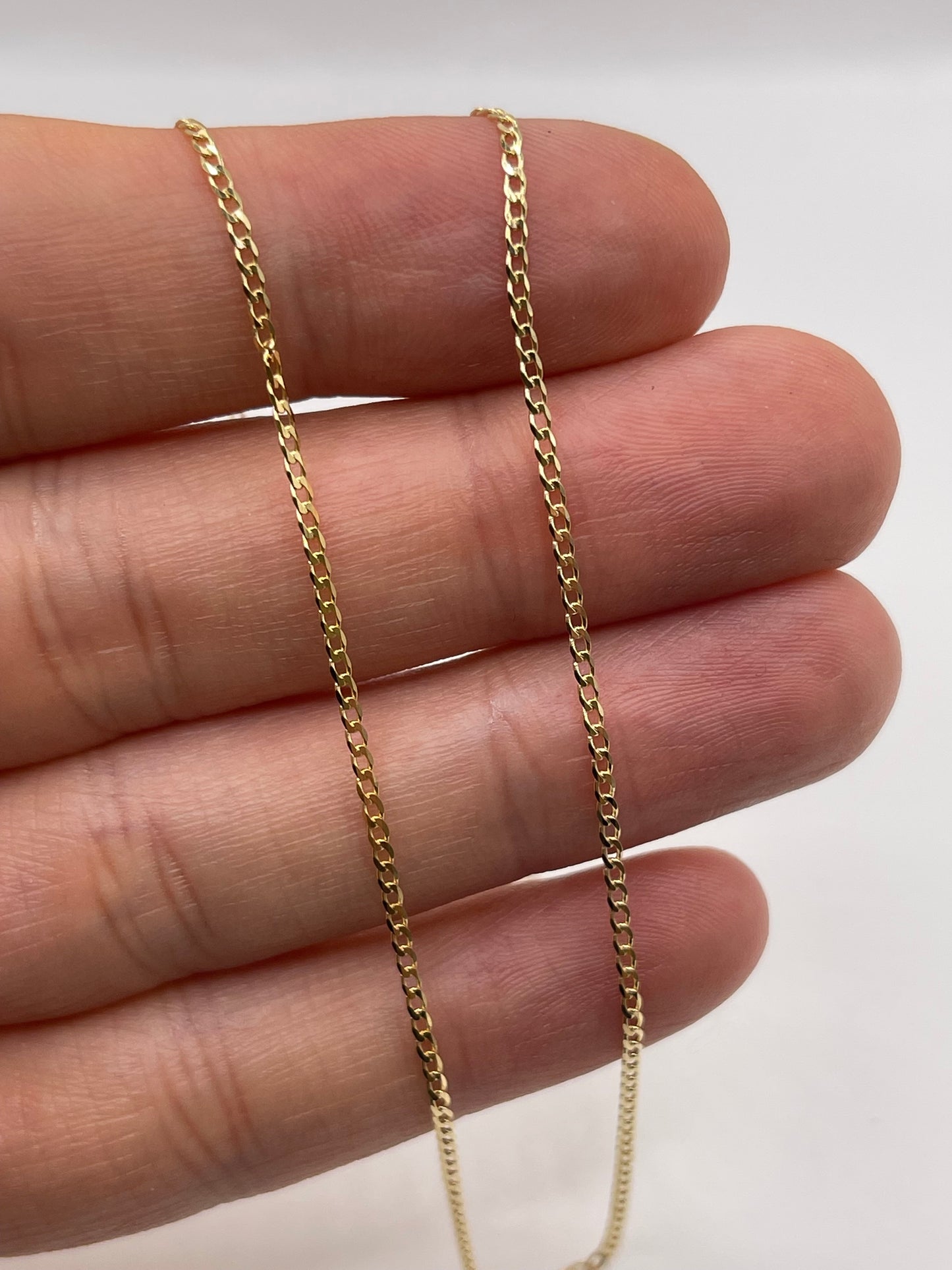 9ct gold chain 300