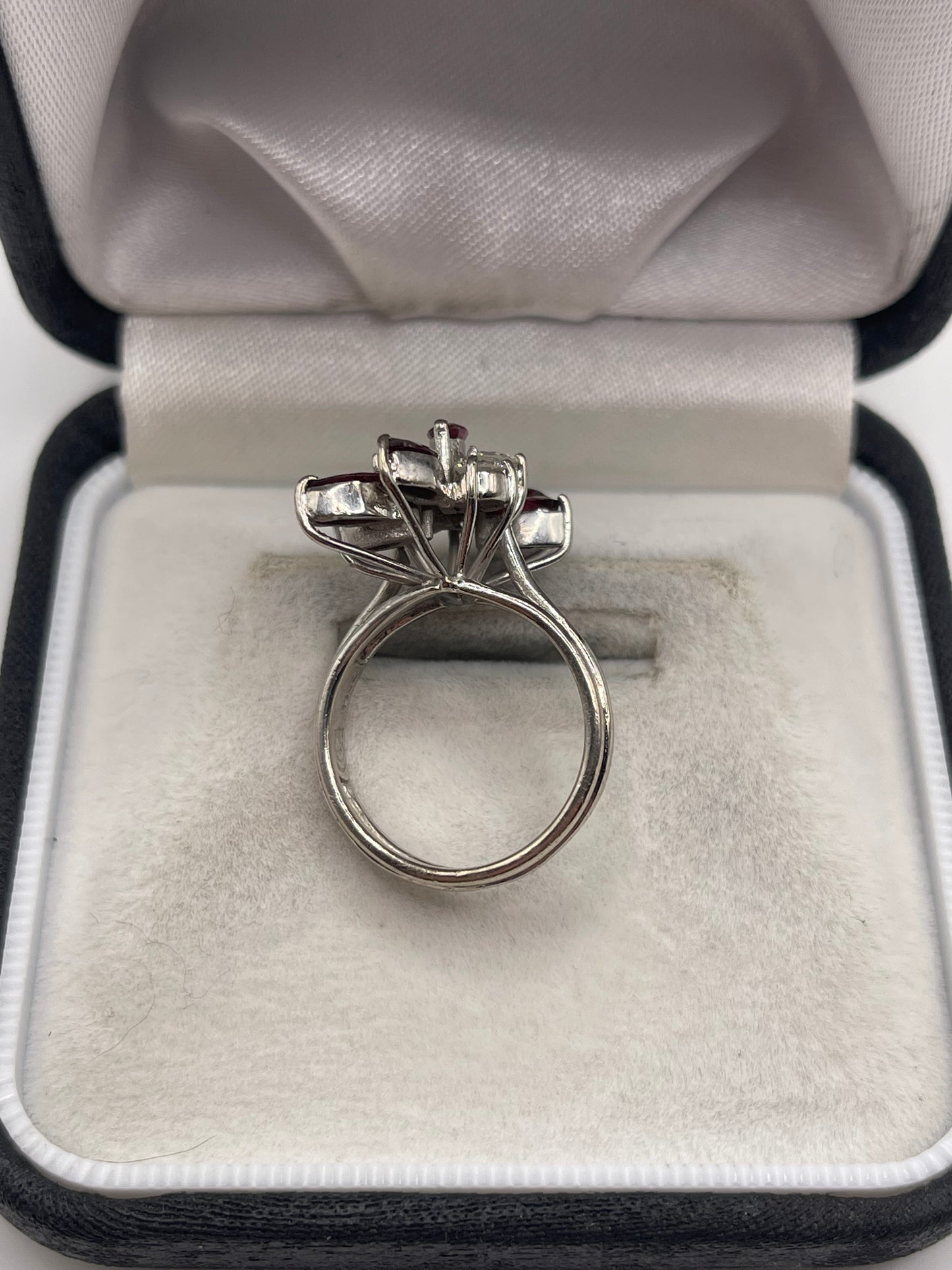 18ct white gold ruby and diamond ring