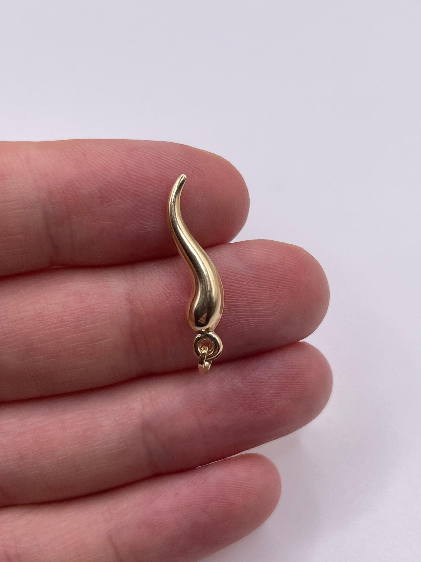 9ct gold horn of plenty charm