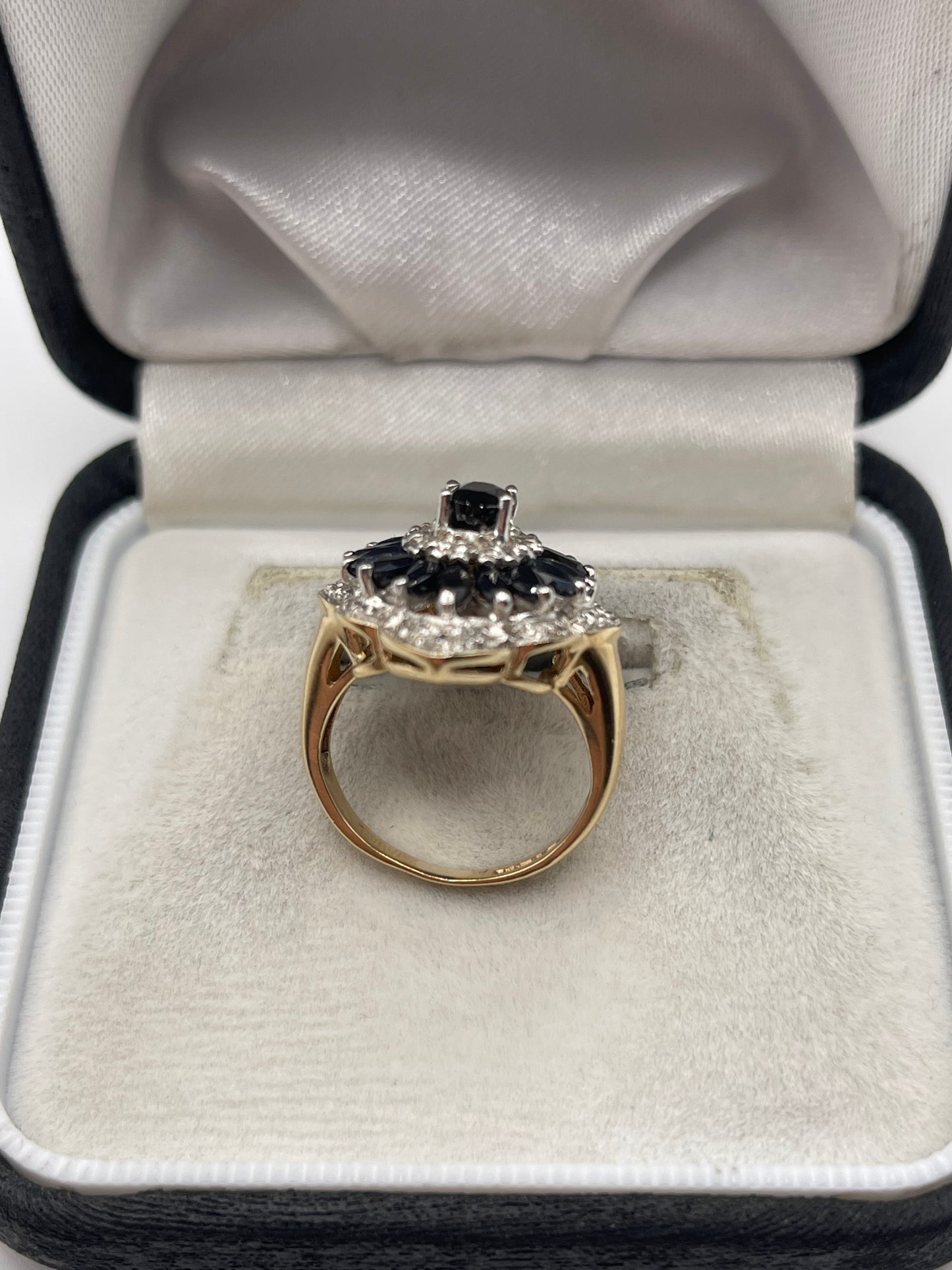 9ct gold sapphire and diamond cluster ring