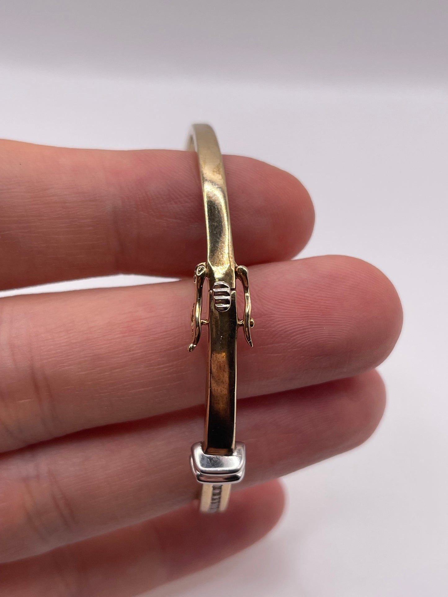9ct gold diamond bangle
