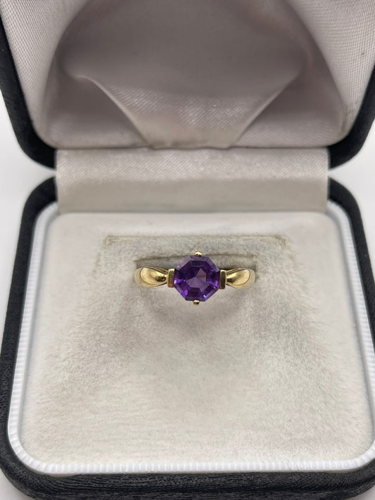 9ct gold amethyst ring