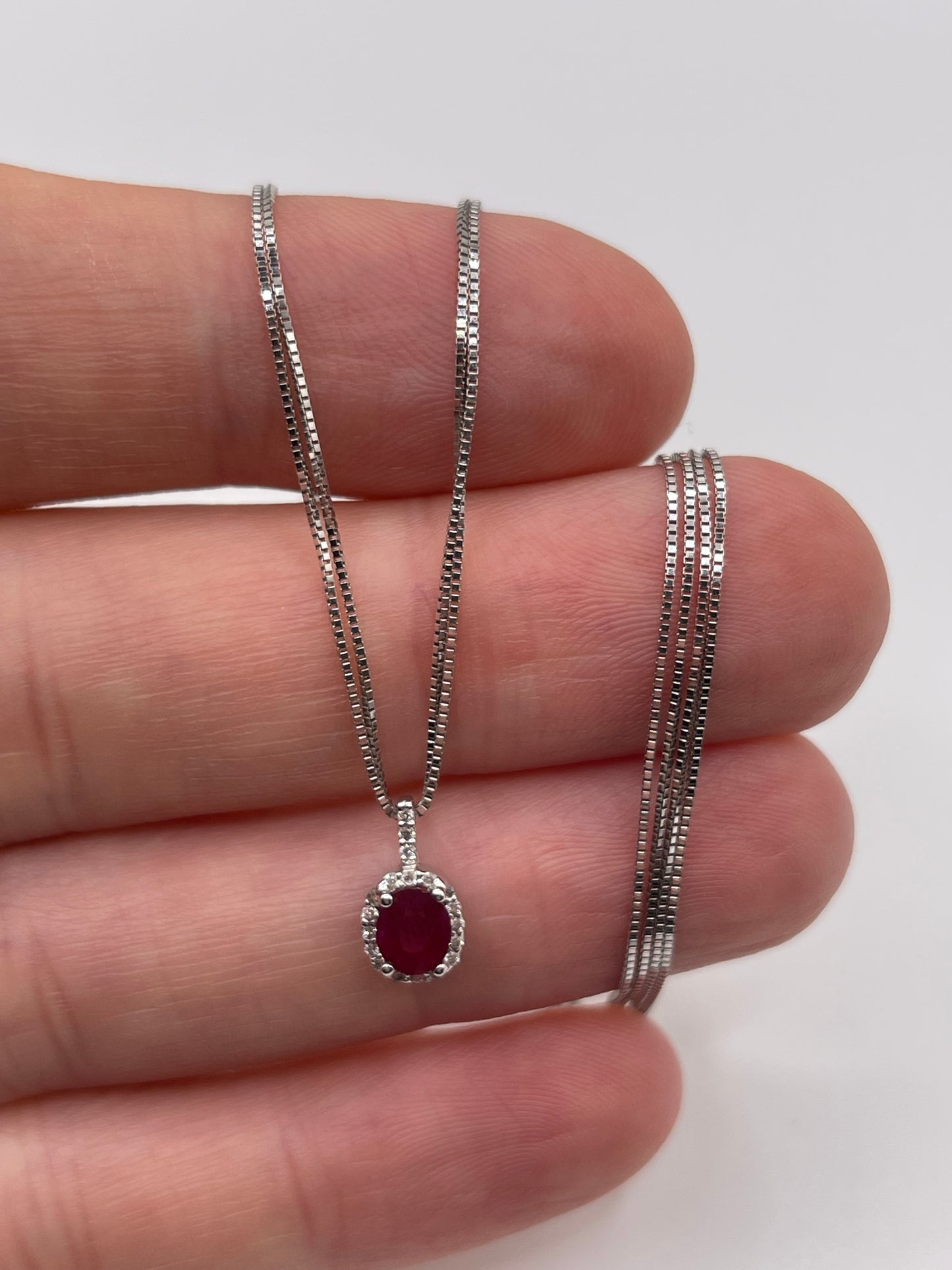 18ct white gold ruby and diamond necklace