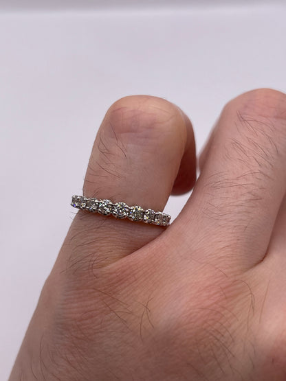 18ct white gold diamond ring