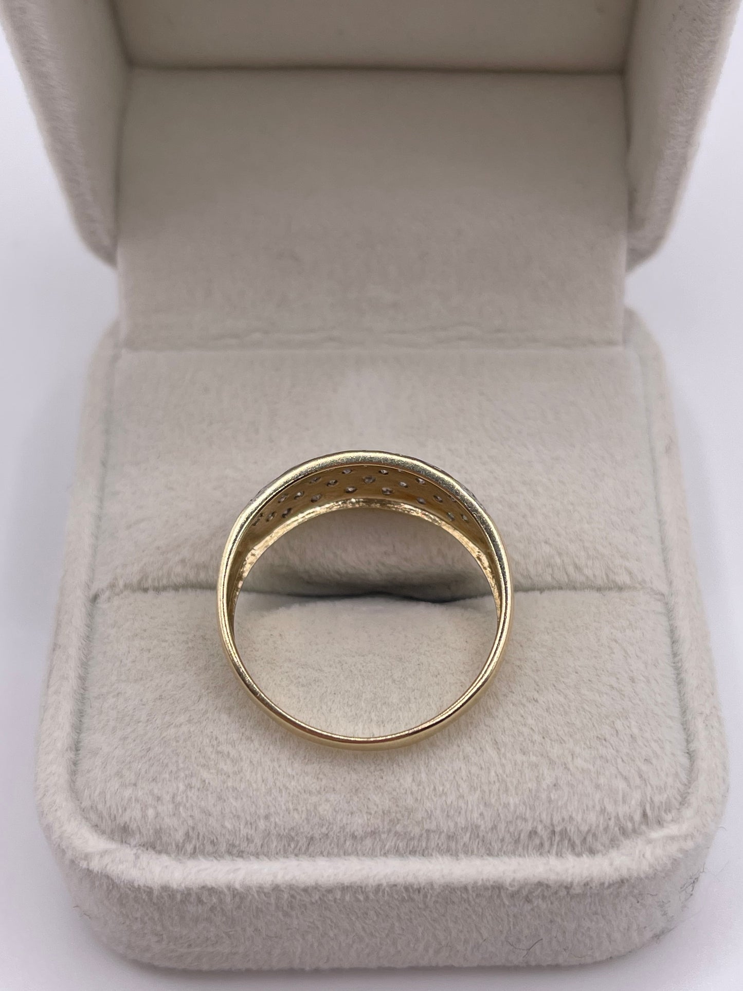 9ct gold diamond cluster ring