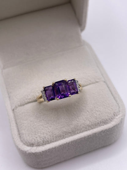 9ct gold amethyst and diamond ring