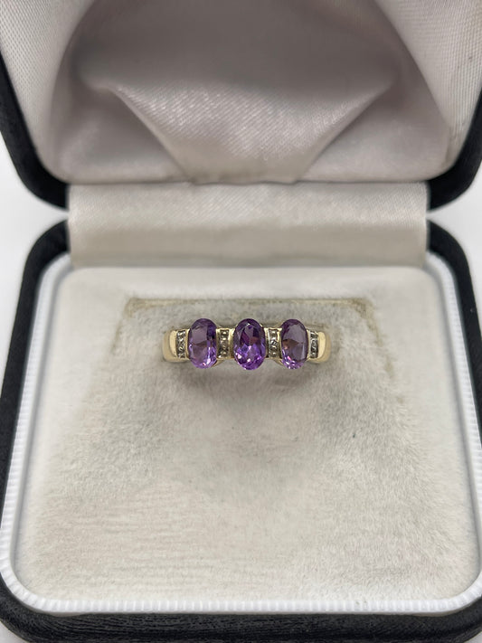 9ct gold amethyst and diamond ring