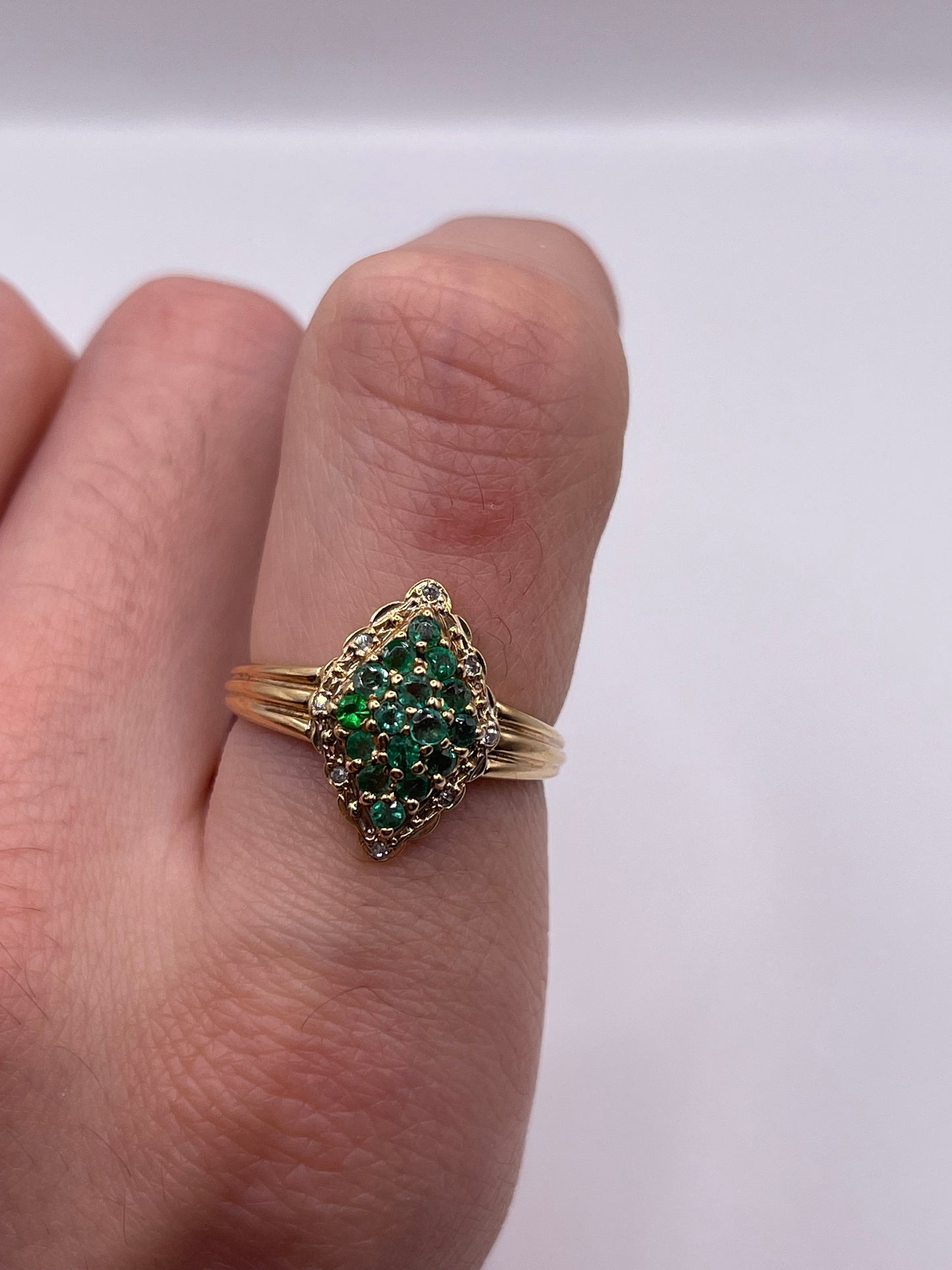 9ct gold emerald and diamond ring