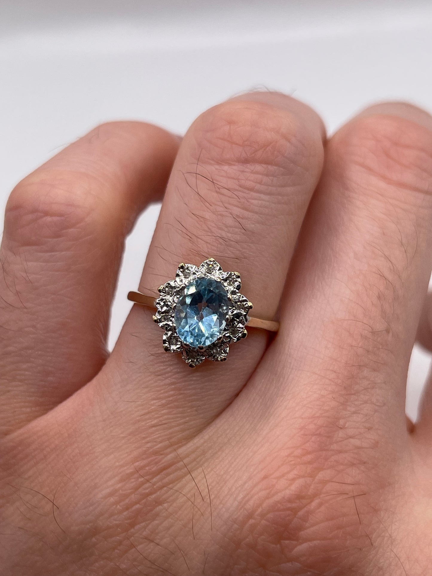 9ct gold topaz and diamond ring