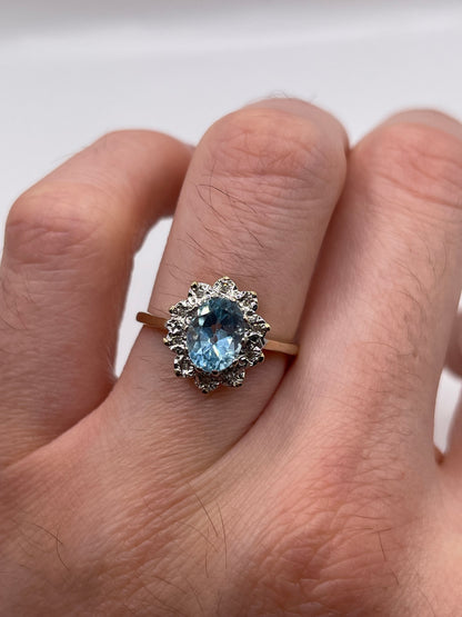 9ct gold topaz and diamond ring