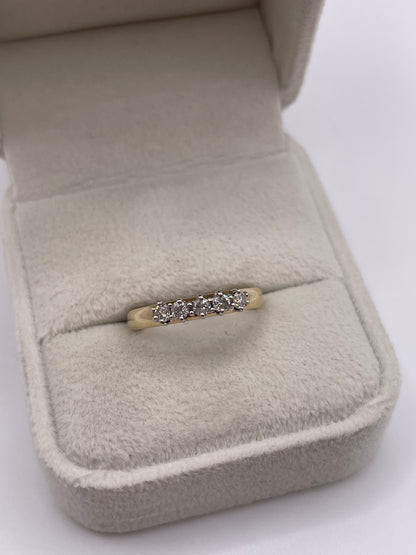 9ct gold diamond cluster ring