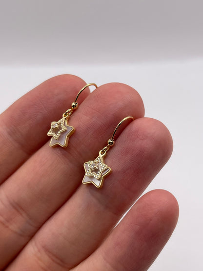 9ct gold mother of pearl star earrings