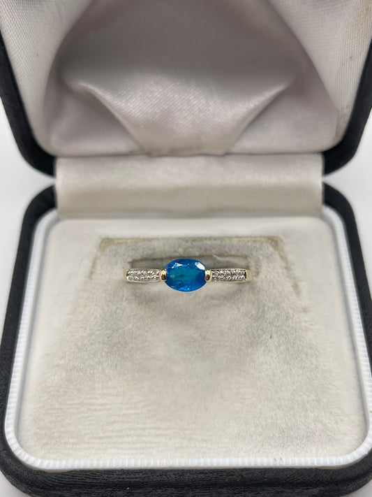 9ct gold blue apatite and zircon ring