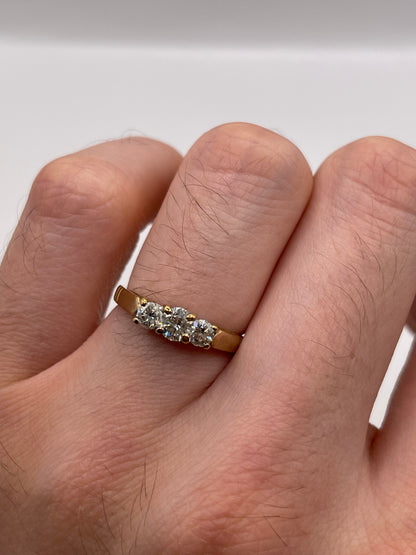 14ct gold diamond ring