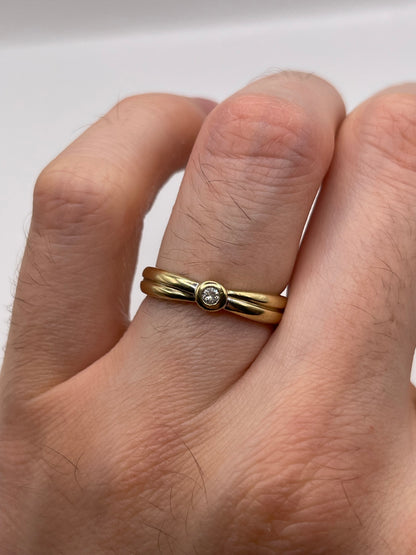 9ct gold diamond ring