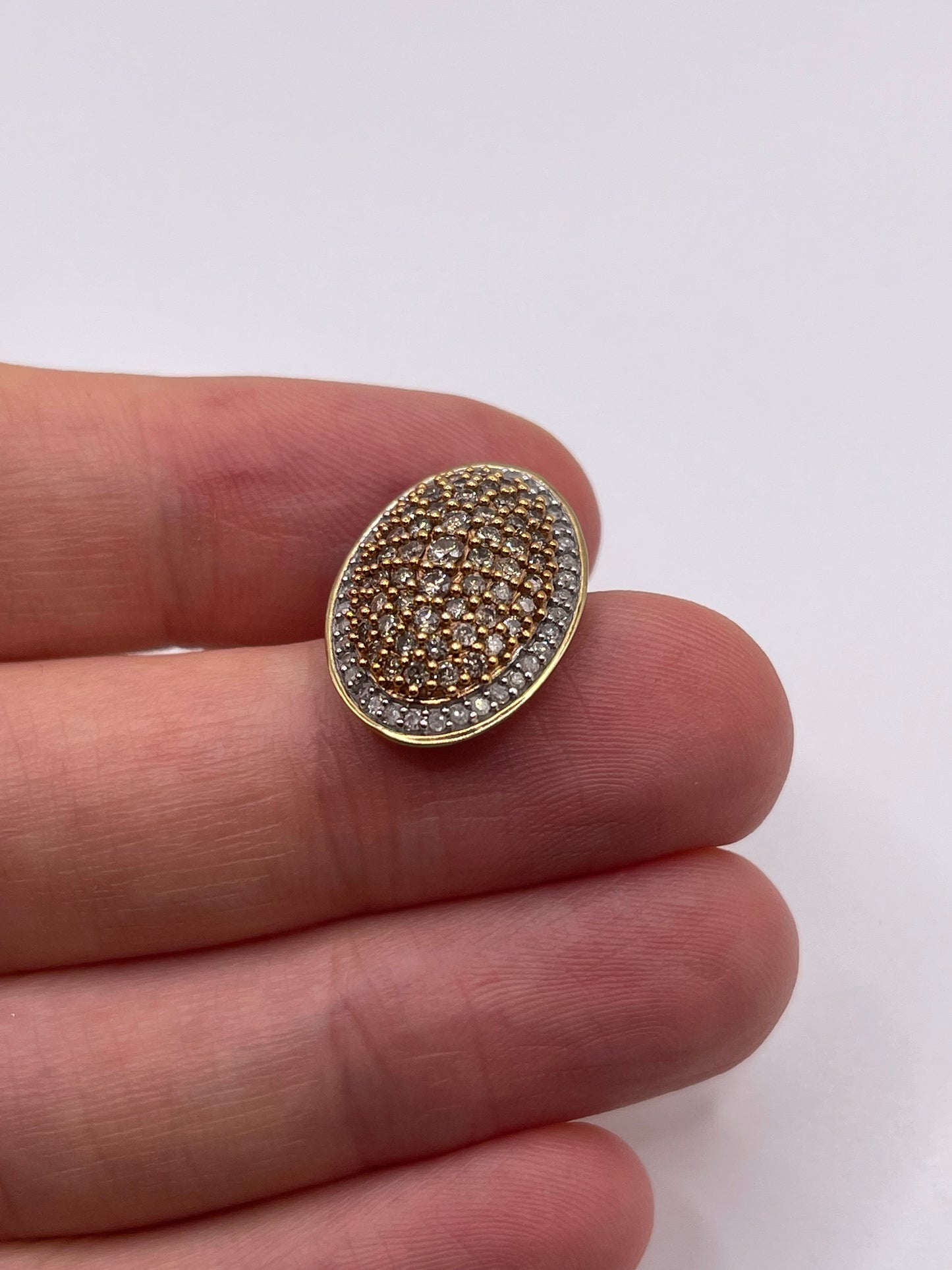 9ct gold diamond cluster pendant
