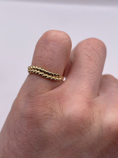 18ct gold ring