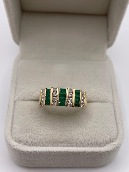 14ct gold emerald and diamond ring