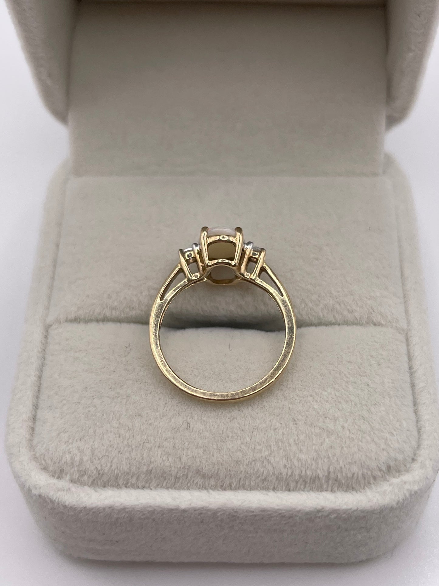 9ct gold opal and zircon ring