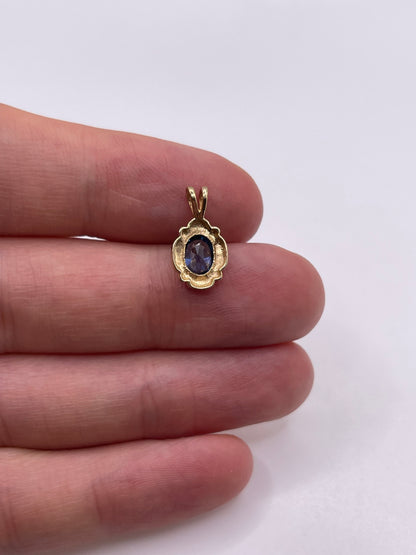9ct gold topaz pendant