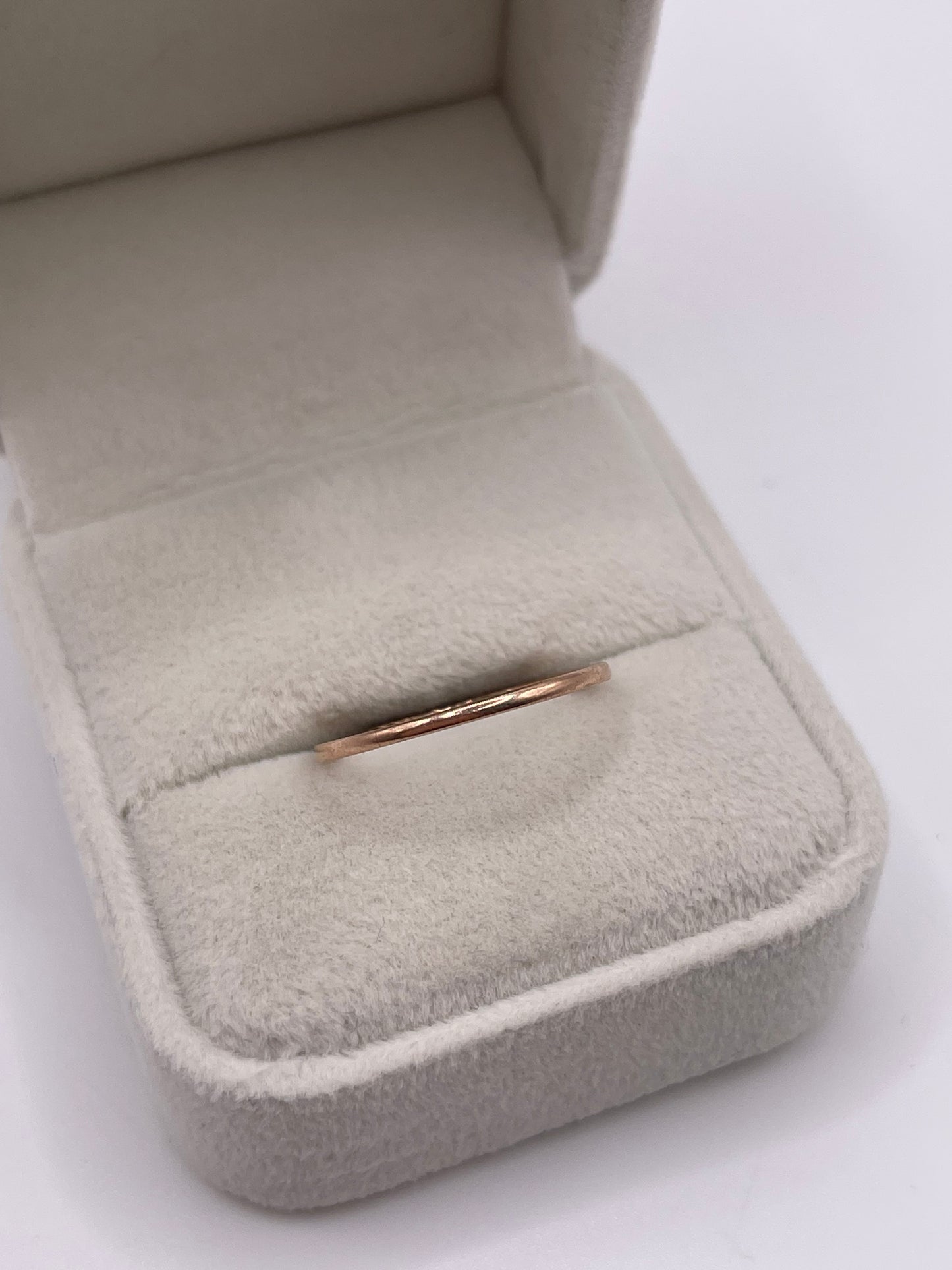 9ct rose gold band