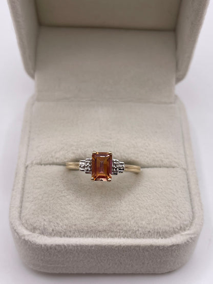 9ct gold topaz and diamond ring