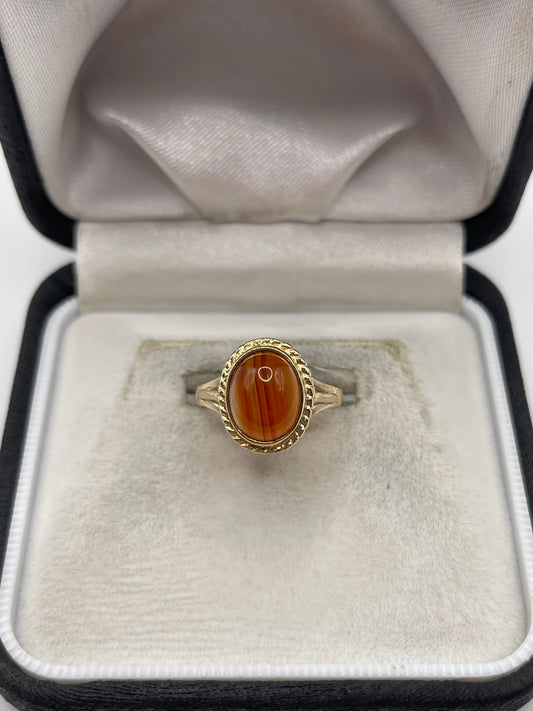 9ct gold agate ring