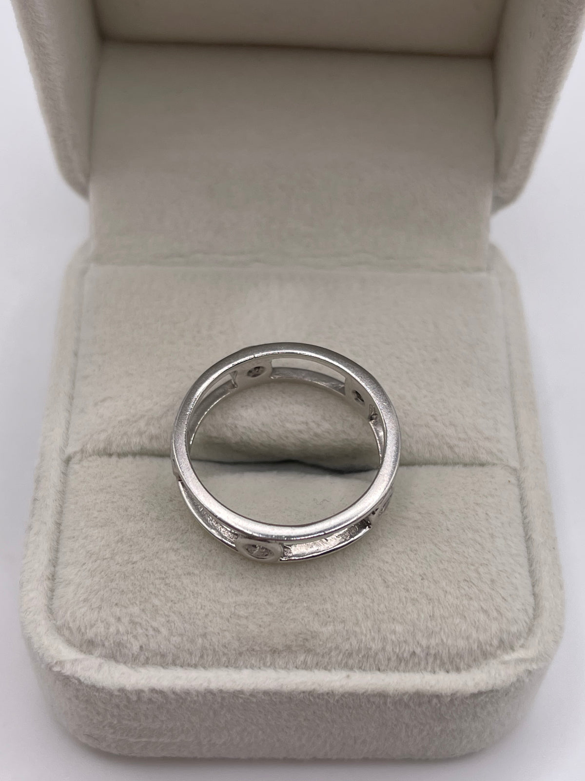 18ct white gold diamond eternity ring