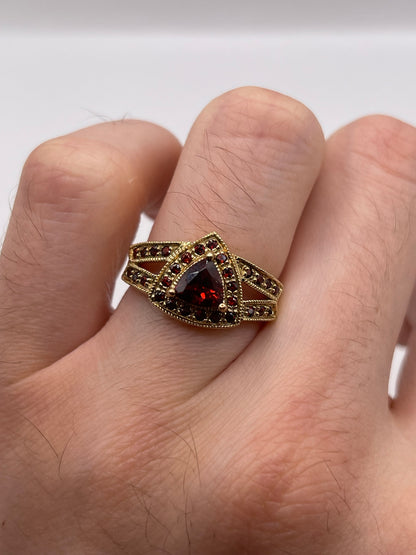 9ct gold garnet cluster ring