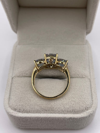 9ct gold topaz ring