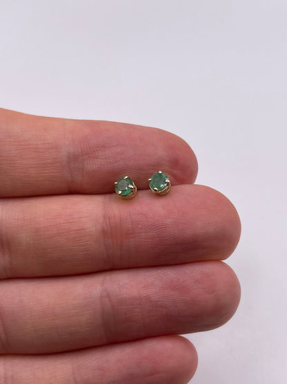 9ct gold emerald earrings