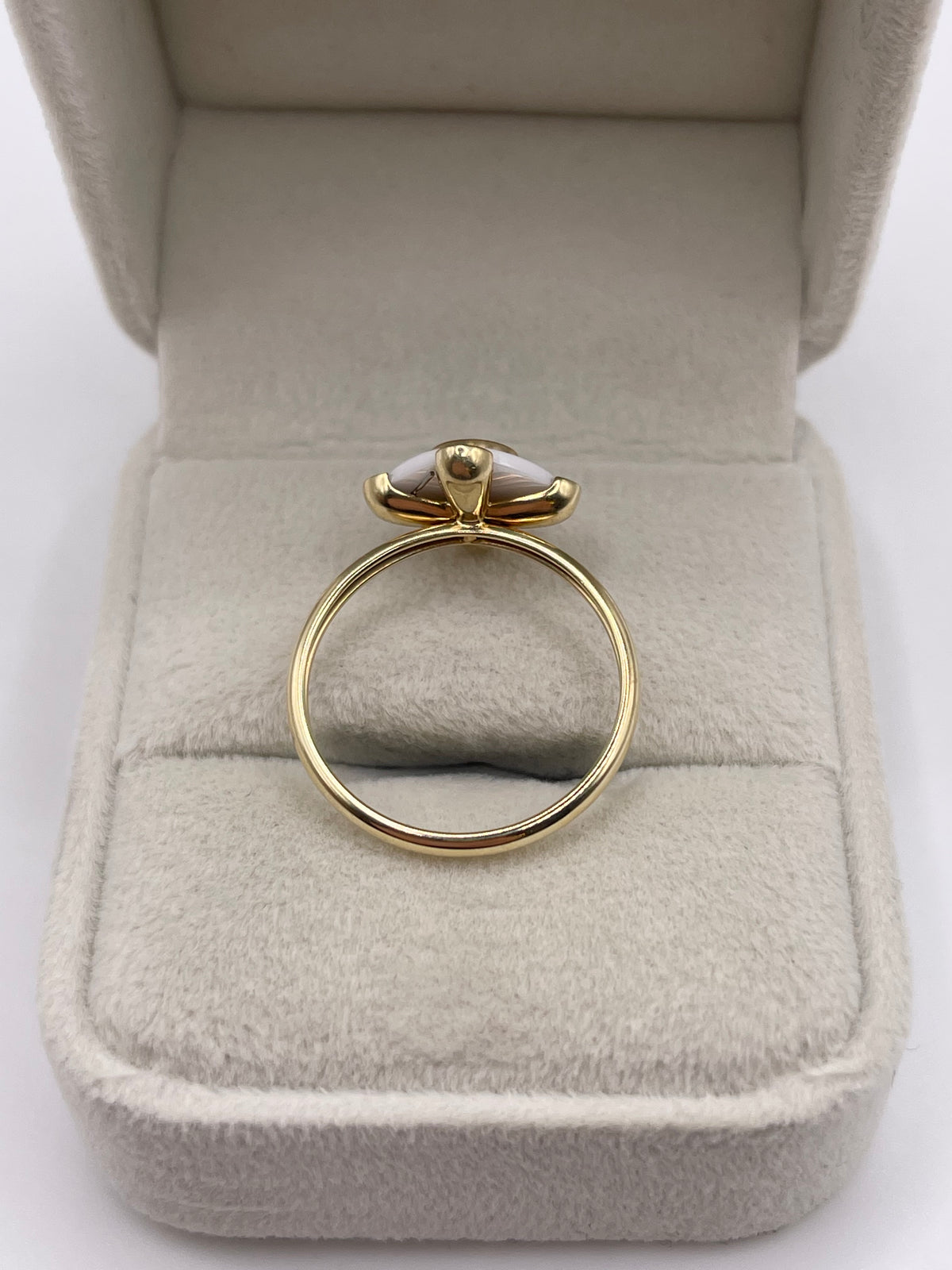 9ct gold ceramic and diamond ring