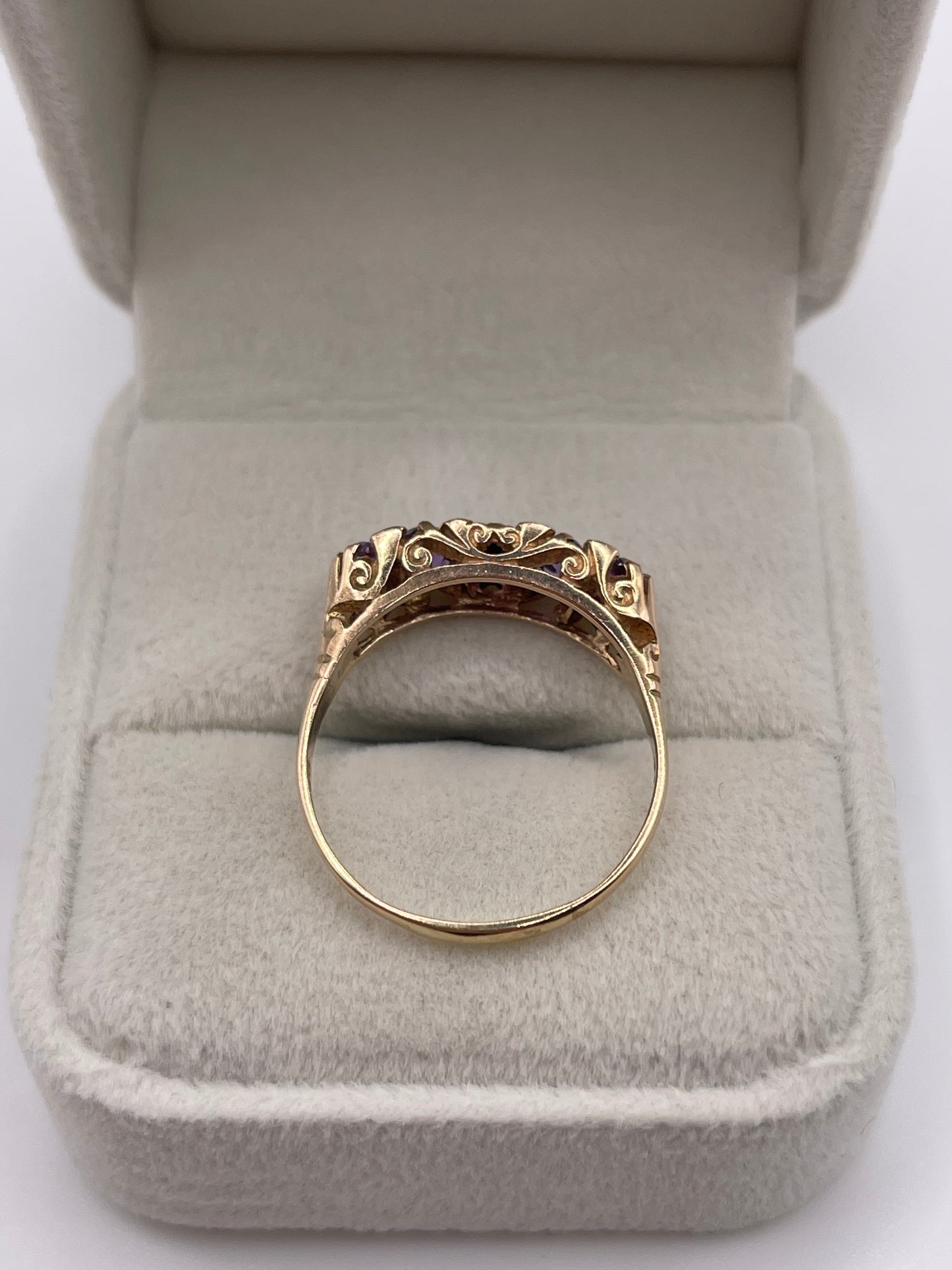 9ct gold amethyst ring