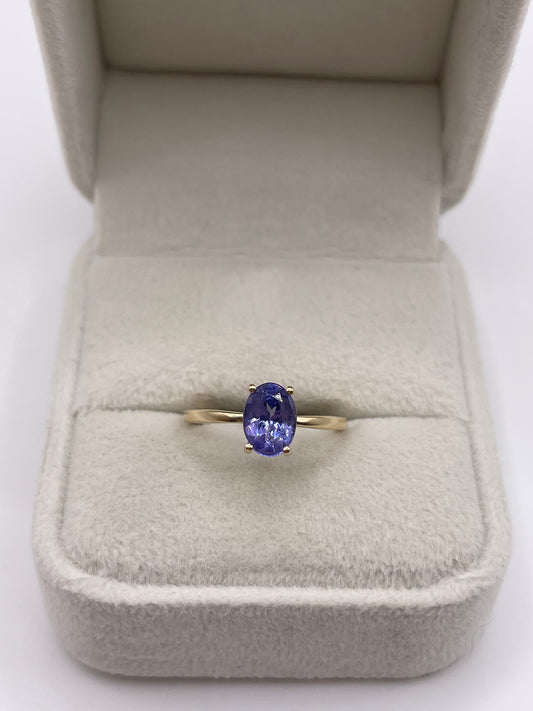 9ct gold tanzanite ring