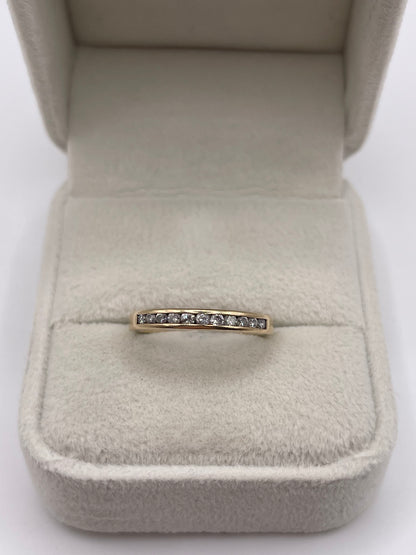 9ct gold diamond ring