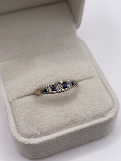 18ct gold sapphire and diamond ring