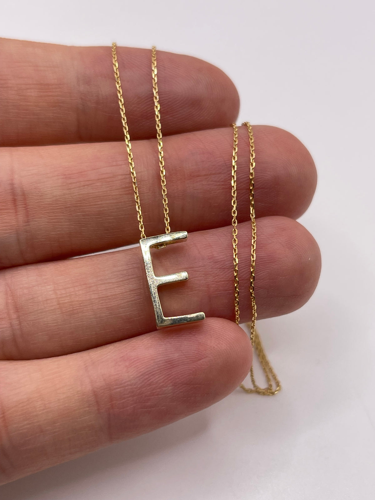 9ct gold initial E necklace