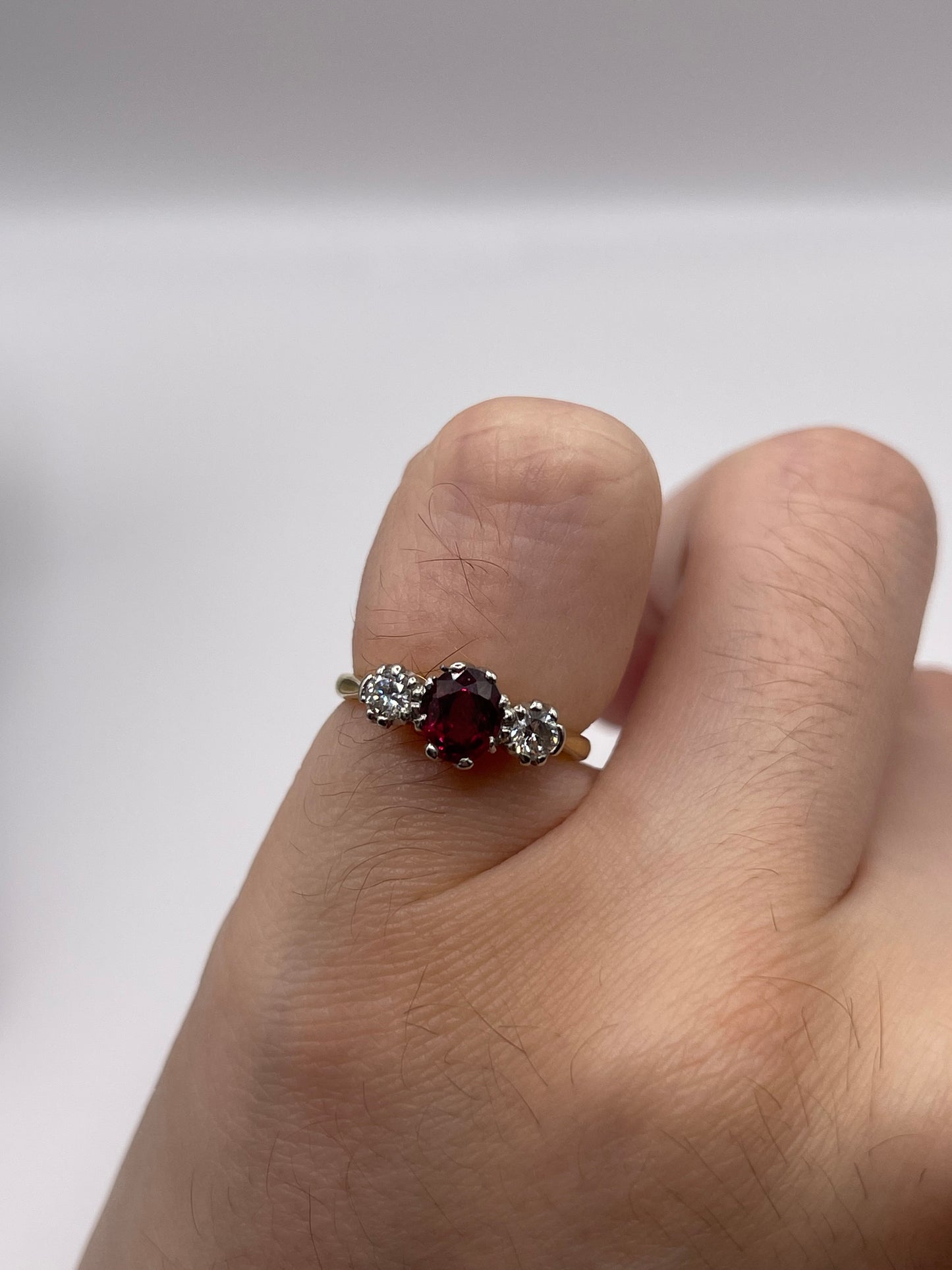 18ct gold ruby and diamond ring