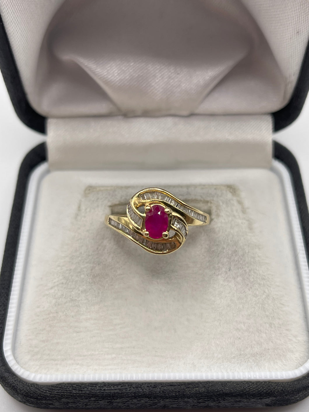 14ct gold ruby and diamond ring